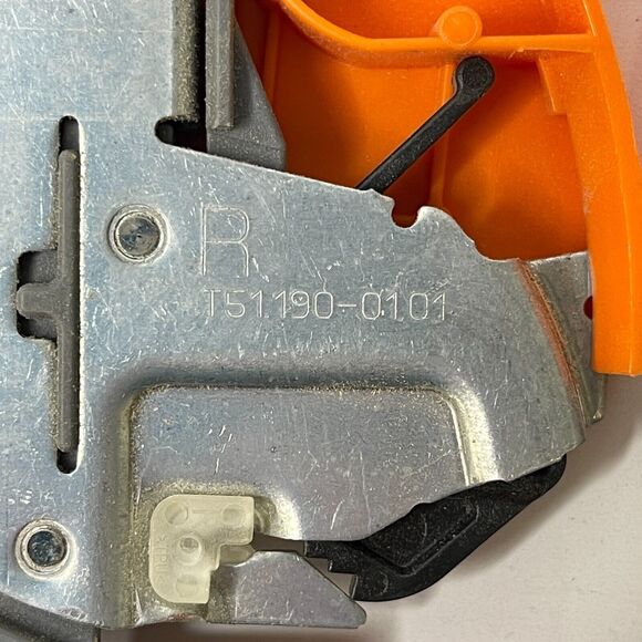 Blum T51.1901.L/R Locking Devices for TANDEM 563/569 Drawer Slides Set of 4 - Picture 3 of 5